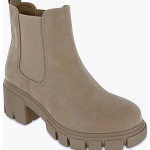 MIA Light Tan Ankle Boots